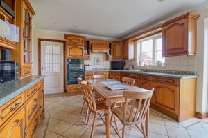 Kitchen- click for photo gallery